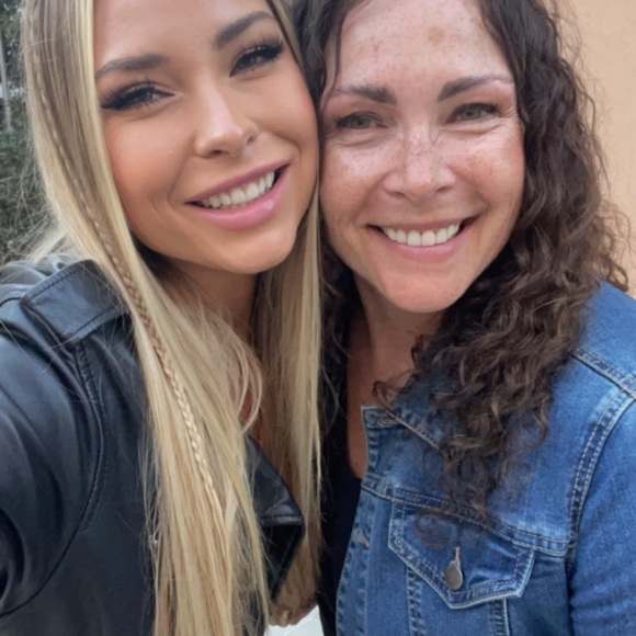 Meet your Posher, Darrien - Picture 3 of 8